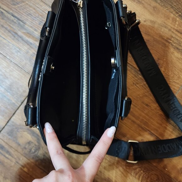 Steve Madden Madden NYC Black Hand Bag Crossbody - Picture 5 of 10